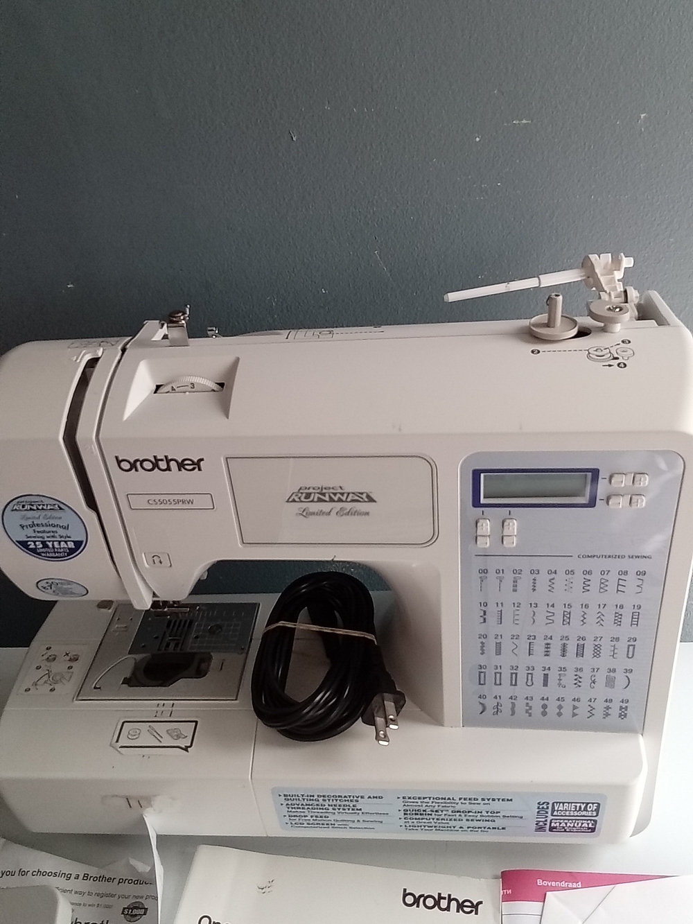 Brother Project Runway Limited Edition CS5055PRW Computerized Sewing Machine - Picture 2 of 4